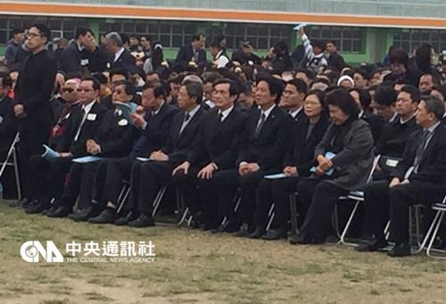 �_(t��i)�ϵ�����y��׷˼��(hu��)�RӢ�Ų�Ӣ�ĳ�ϯ���D��