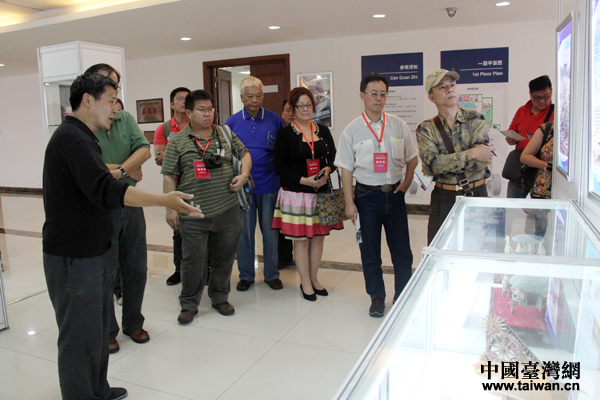 臺(tái)灣媒體人參訪天津101汽車文化廣場 臺(tái)灣媒體人參訪天津101汽車文化廣場