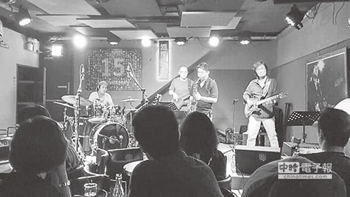 �۴�W�����_���u������׌�˴˸���ϣ�������ƽ