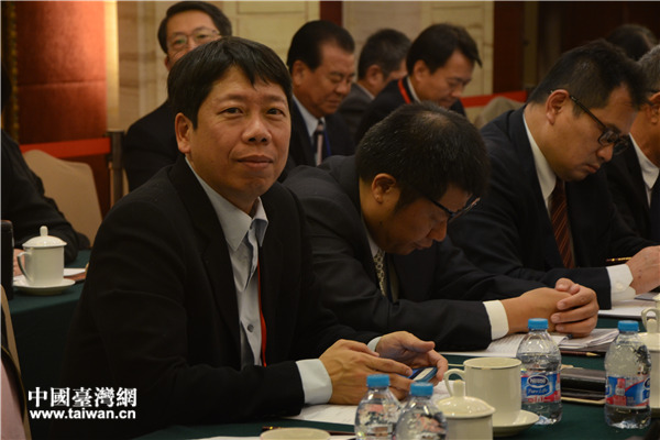 臺參會代表看和平發展論壇:堅持"九二共識"才有未來 臺參會代表看和平發展論壇:堅持"九二共識"才有未來