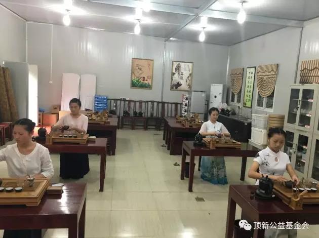 潤澤心田,授人以漁,靜待花開—重慶“頂新中職班”成長紀實