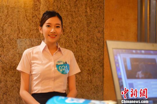 廈航首次入臺招聘空中乘務(wù)員吸引2000余人報(bào)名