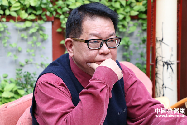 ���ɰ�������ʮ�ꡤ������Lȫ��(gu��)���f(xi��)ί�T�x���^���ϣ�����?du��)��?m��ng)�M������ ʸ־���及(qi��ng)��(gu��)��(m��ng)