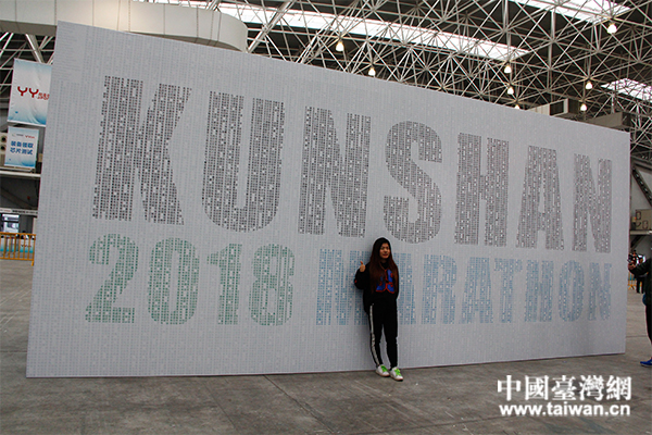 ���R�����A