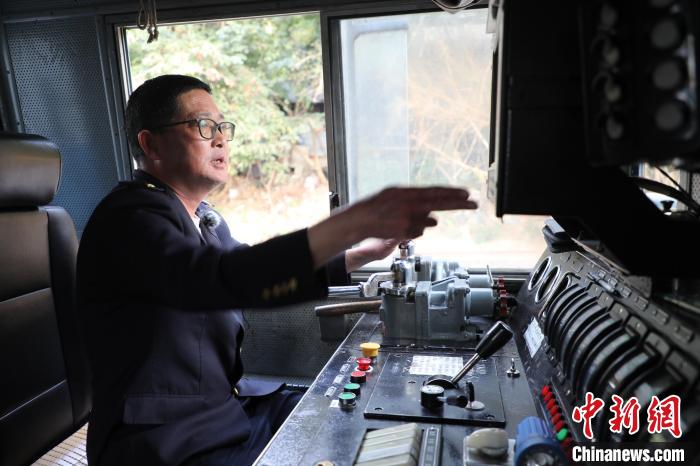 �D���־���_�J��ȼ�C܇�x����B�����O�ο� �z