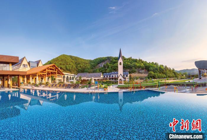 ��ʮ��@ÿһ���^�����㡿����ꑡ��_�̵Ķ�Ԫ�����£�һ�т����һ����ϲ�g