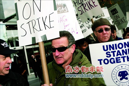 �_�e-����ķ˹Ԯ�T�����υRͣ�ݼ���С����