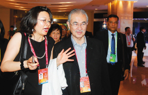 4��8�գ��R������ǰ�������_�S���У���(y��ng)����ϯ��׃����쁆�޵���δ���������^��҈A�����h�� ����ӛ�� �·��� �z