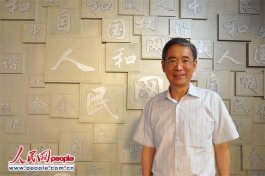 �����hУ���ڡ���ʿ���������R��˼���x��Փ�о��ͽ��O�����n�}�M��ϯ���҇��������f�i�z��