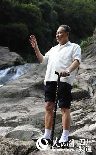 �R�����ϊy��������(zh��n)75�q���g����Сƽ��