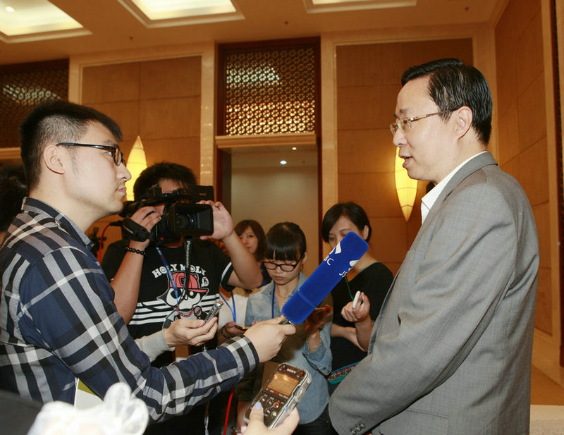 �{�B�����ܡ��ɰ�ý�w���K�С����L�F���L