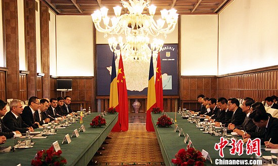 ��ˏ�:�����_���Q������v�����M ���������c