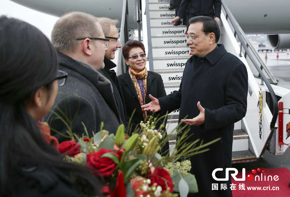 ��ʿý�w�۽���ˏ��_��˹֮��