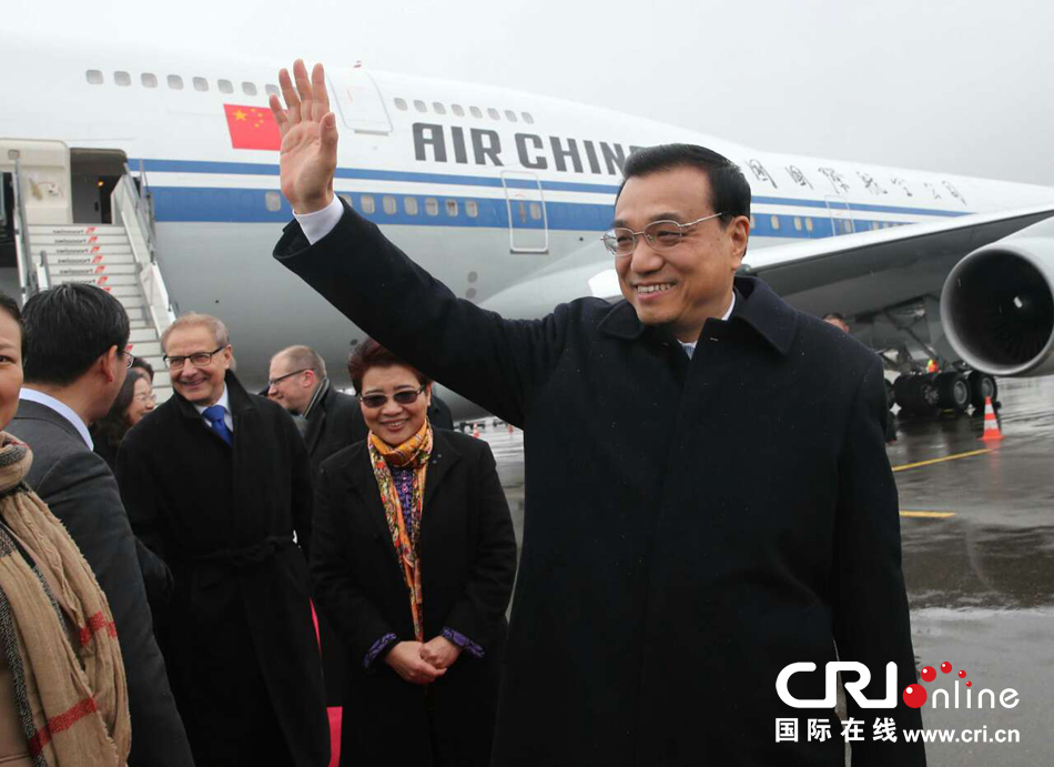 ��ʿý�w�۽���ˏ��_��˹֮��