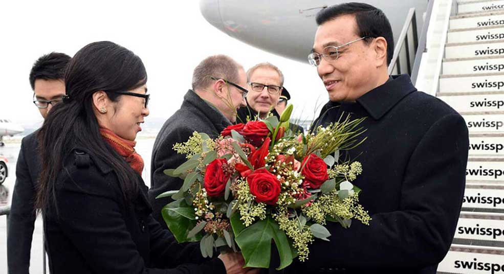 ��ʿý�w�۽���ˏ��_��˹֮��