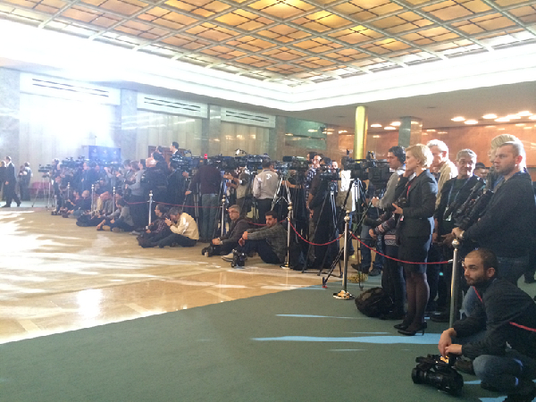 �������L΢�R�^