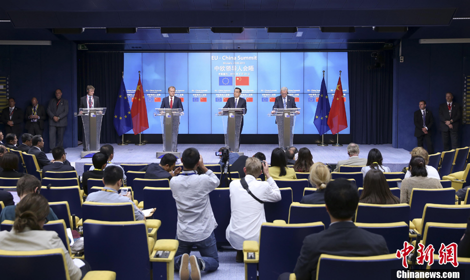 ��ˏ�(qi��ng)���КW���̷��(hu��)�l(f��)�����v