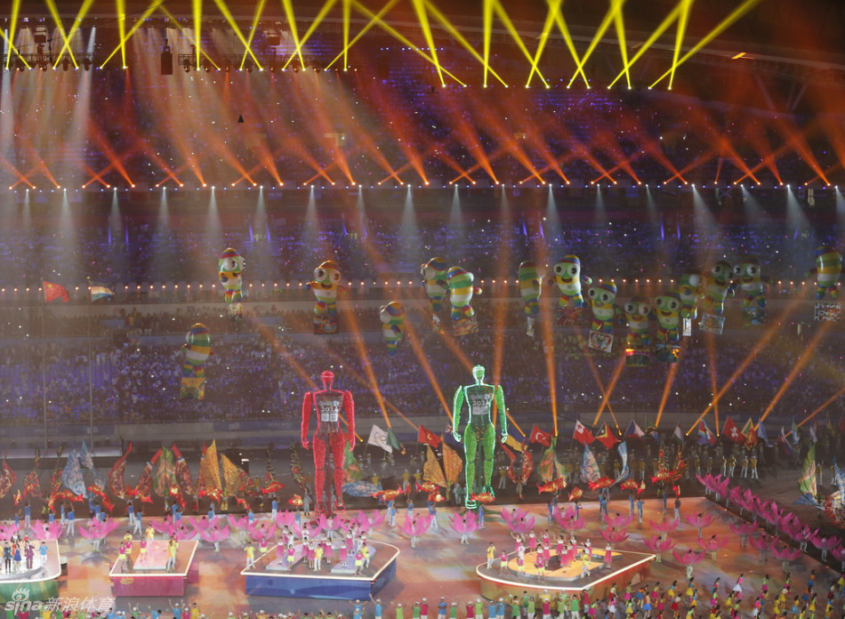 �Ͼ����W���]Ļʽ�A�M��Ļ �ͺ�ʢٝ