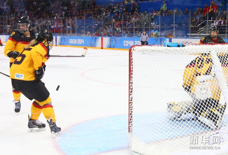 �����W������3��Ů�ӱ��򡪡�����ِ��Ҋ����