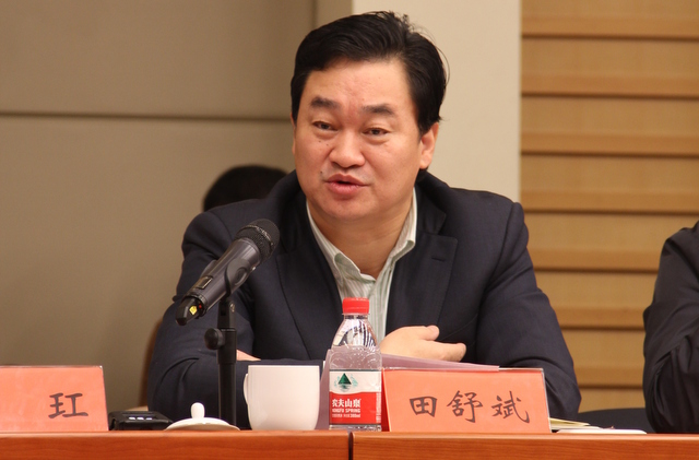 ���A�W��������󣺎��^�`�������k�W