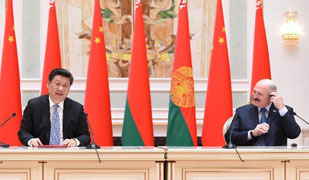 ��(x��)��ƽͬ�׶��_˹���y(t��ng)�R������e�Е�Մ