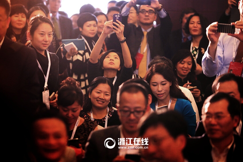 �۽��p��ʢ��