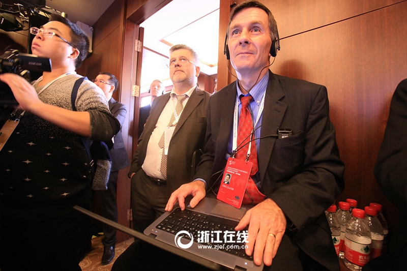 �۽��p��ʢ��