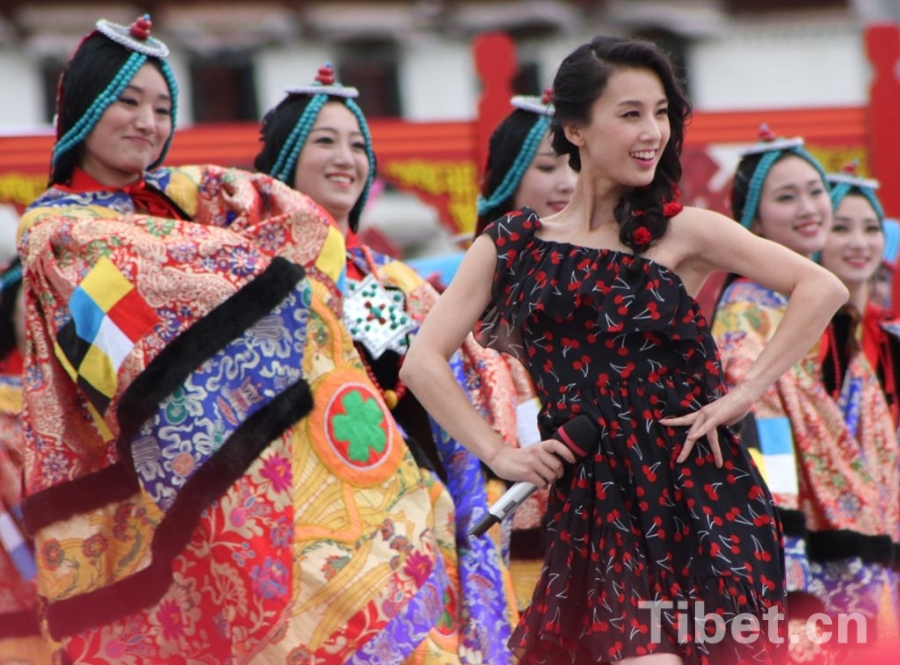 �����B�ġ�ˇ�g�F���M����