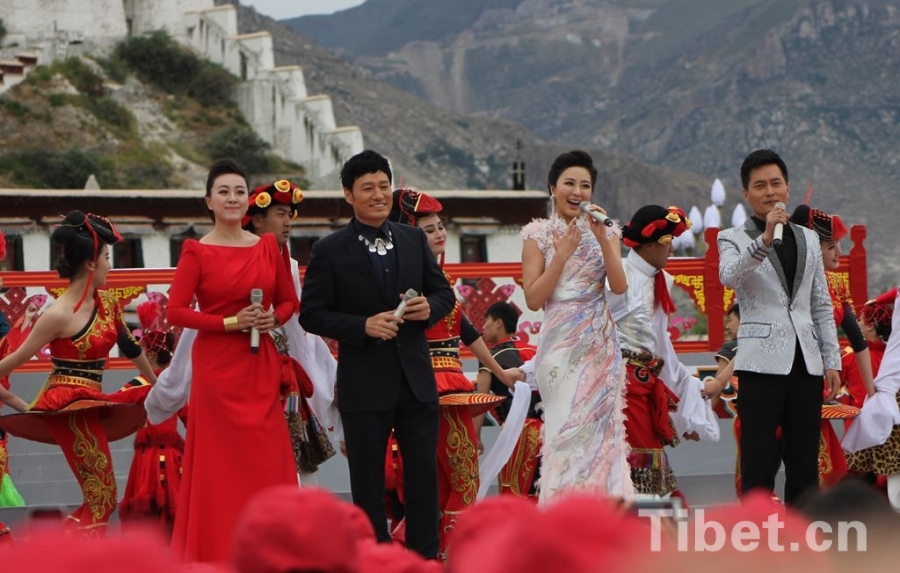 �����B�ġ�ˇ�g�F���M����