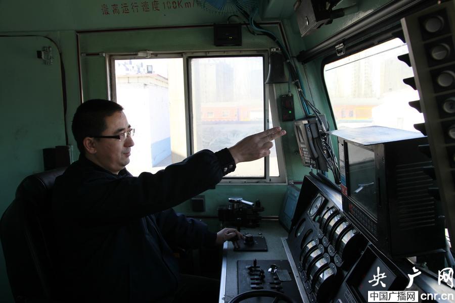 �_�f���еĻ�܇˾�C�R��܇