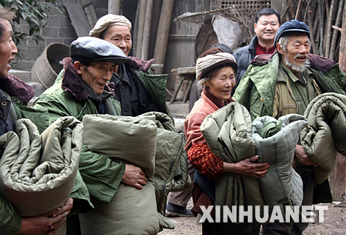 �Ĵ��fԴ���S��lȽ�҉δ��ܞĴ����յ����������́������¡��ޱ���1��30�Քz���� 1��11���ԁ��������С��츮֮�������u���Ĵ����󲿷ֵ؅^���F�˺�Ҋ�ĳ��m��������ѩ�^�̡�ȫʡ19���У��ݣ���99���h���С��^��������50���vʷͬ������ص���ѩ�����ĺ���1030���f�˲�ͬ�̶��ܞģ�Ⱥ�����a����ͽ�������ܵ�����Ӱ푡� &nbsp;&nbsp;&nbsp;&nbsp;�ں�Ҋ�Ĵ����ǰ���Ĵ�ʡί��ʡ��������ˡ������_���������������P���T����Ҫ��Ѹ���ɳ��ˆT�s���ą^������ѩ���_���ܞ�Ⱥ����������õ����ϣ��_����ͨ��ͨ�ʹ��\�������_����ˮ����늡������ͨ�������\�У��_���ą^��r����������������_���ўĺ����͵�����޶ȣ��_�����Þĺ����a�Ϳ����Ծȵȸ�헜ʂ乤���� ���A��l