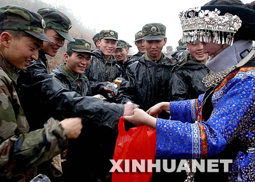 2��17�գ���(d��ng)?sh��)�Ⱥ���԰l(f��)ǰ��ο�����܊�ٱ�����(d��ng)�գ��ɶ�܊�^(q��)ĳ�������ٱ����F��ʡǭ�|��������h��������������(z��i)��������ݔ����ɾ����@�l��·������h�B�Ӈ���늾W(w��ng)����Ҫͨ����