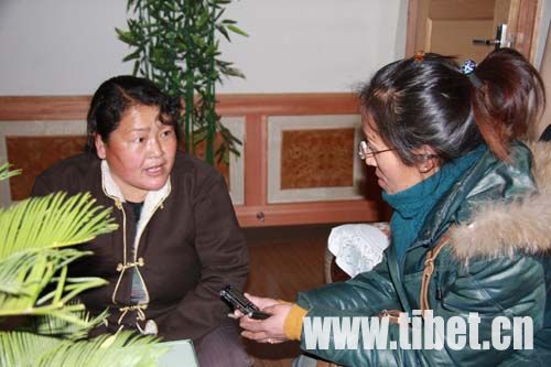 �}�Q������ӛ���v���¸����v���zӰ�����w