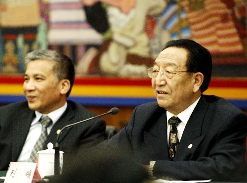 3��6�գ��������ص�ȫ���˴�����д_���ң��f�������ѽ��l���˷��츲�ص�׃�����҂��ѽ�վ����ȫ�潨�OС�����ء�ƽ�����ء����C���ص��µĚvʷ���c�ϣ��҂��������ص�����،��������á� ���A��ӛ�������d�z