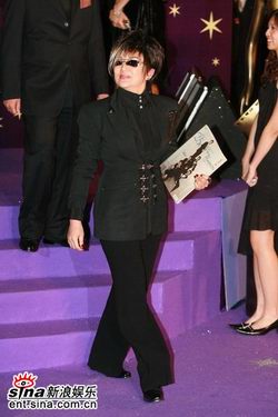 ���񪄼t̺�r�и����L������������PKِ(�D)